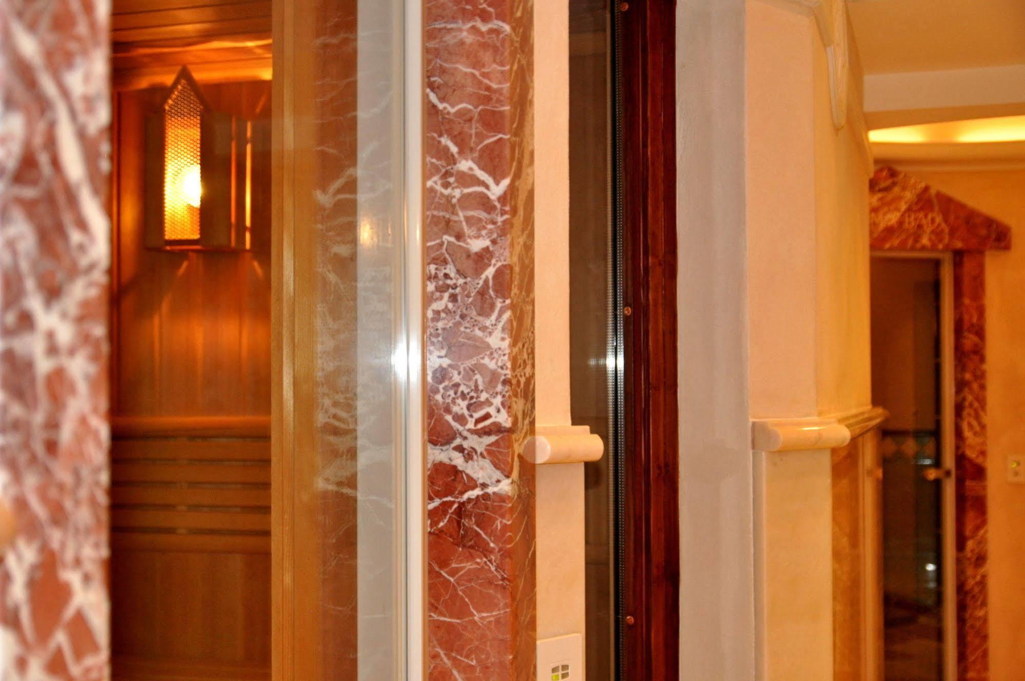 Hotel Soldanella à Saint-Moritz Extérieur photo